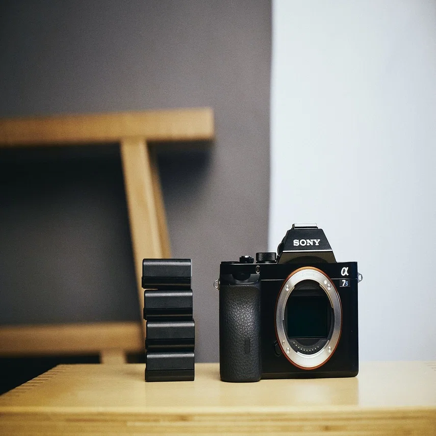 SONY α7SII バッテリー四つ付き（フイルム写真よ、さようなら＃9 