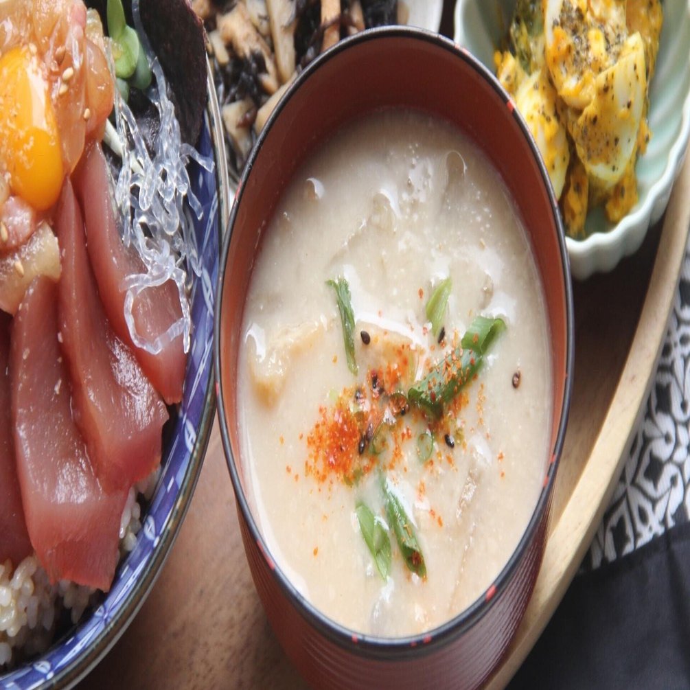 神戸の郷土料理 鮭の粕汁で神戸の味を楽しみましょう 公式 料理研究家 指宿さゆり 料理研究家 指宿さゆり Note