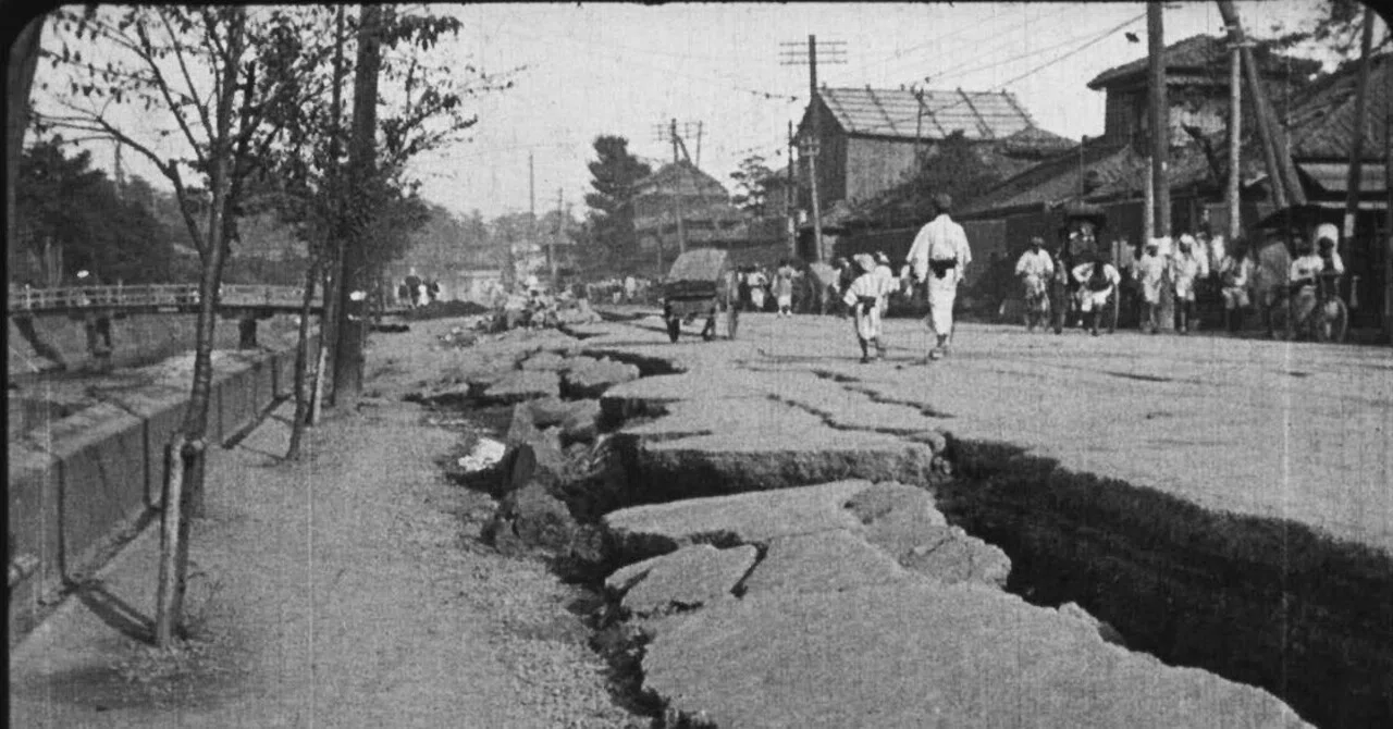 時計は11時59分で止まった。写真と共にふりかえる関東大震災。｜築地