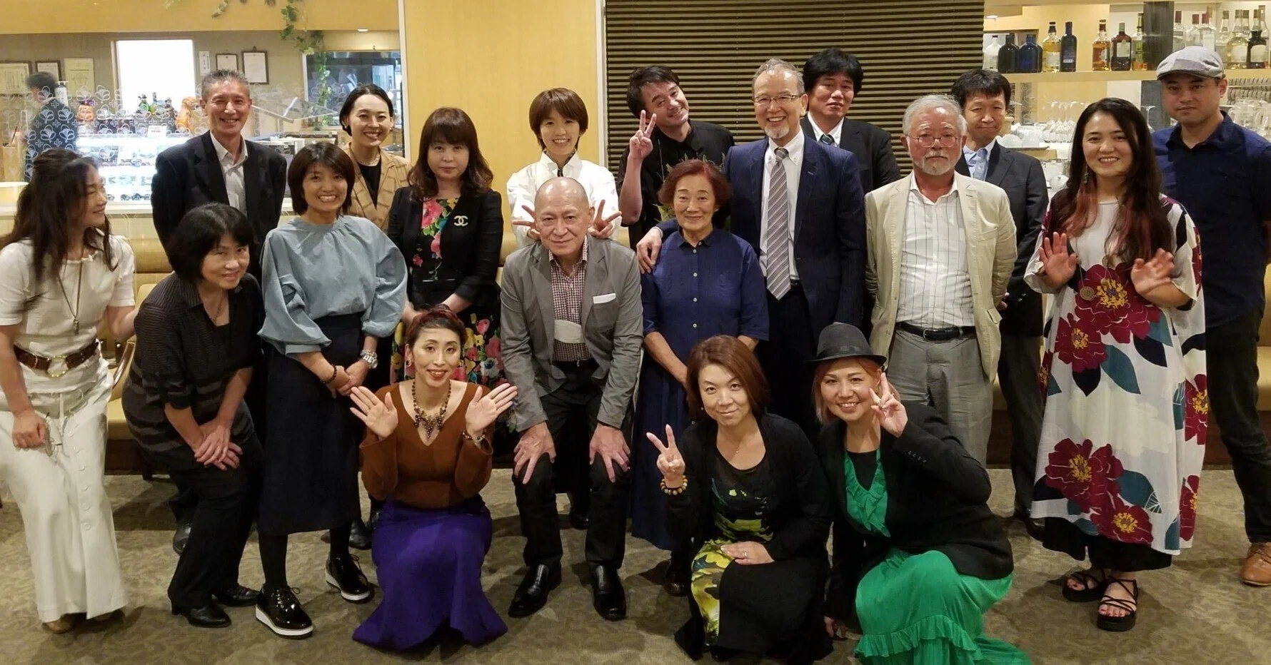 継続と絆をチカラに代えて 第327回例会 22 09 22 イチエ コミュニティ 金原 榮 Ichie Community Note 継続と絆をチカラに代えて 第327回例会 22 09 22 イチエ コミュニティ 金原 榮 Ichie Community Note