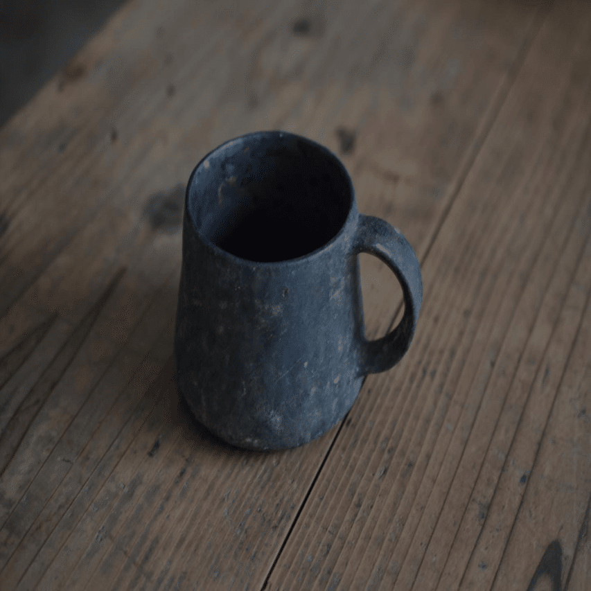 儚げで美しい水谷智美さんの器たち｜廻り道 峯山 まりな