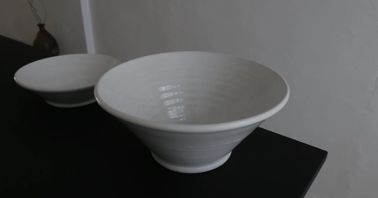 ボール皿　ルーマニア製 ルーマニアの陶器皿｜halo