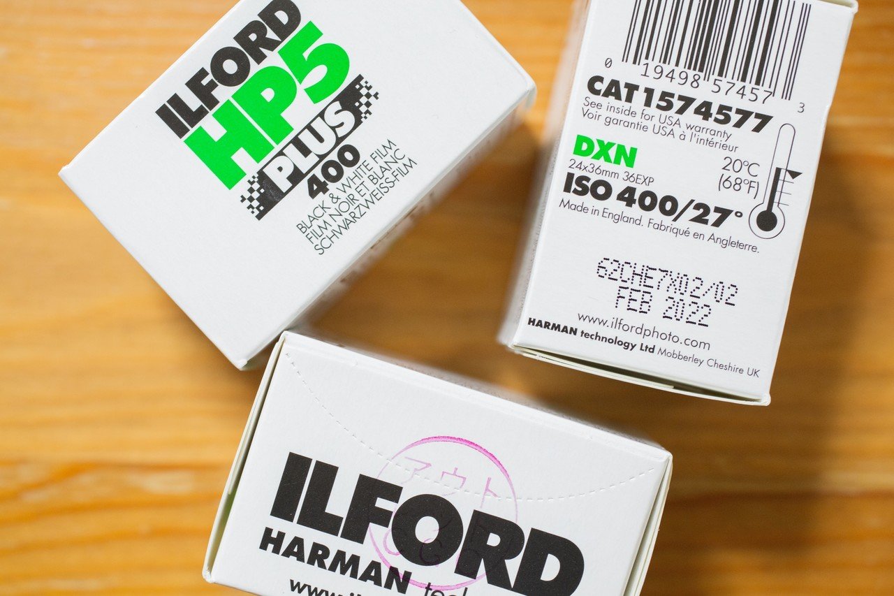 ILFORD HP5 PLUS 400 35mm x 30.5m 期限切れ