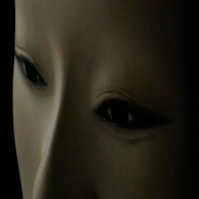 能面は ほぼほぼ100 二重まぶたです 昔の日本美人は二重だった説 麻生りり子 能面師 Note