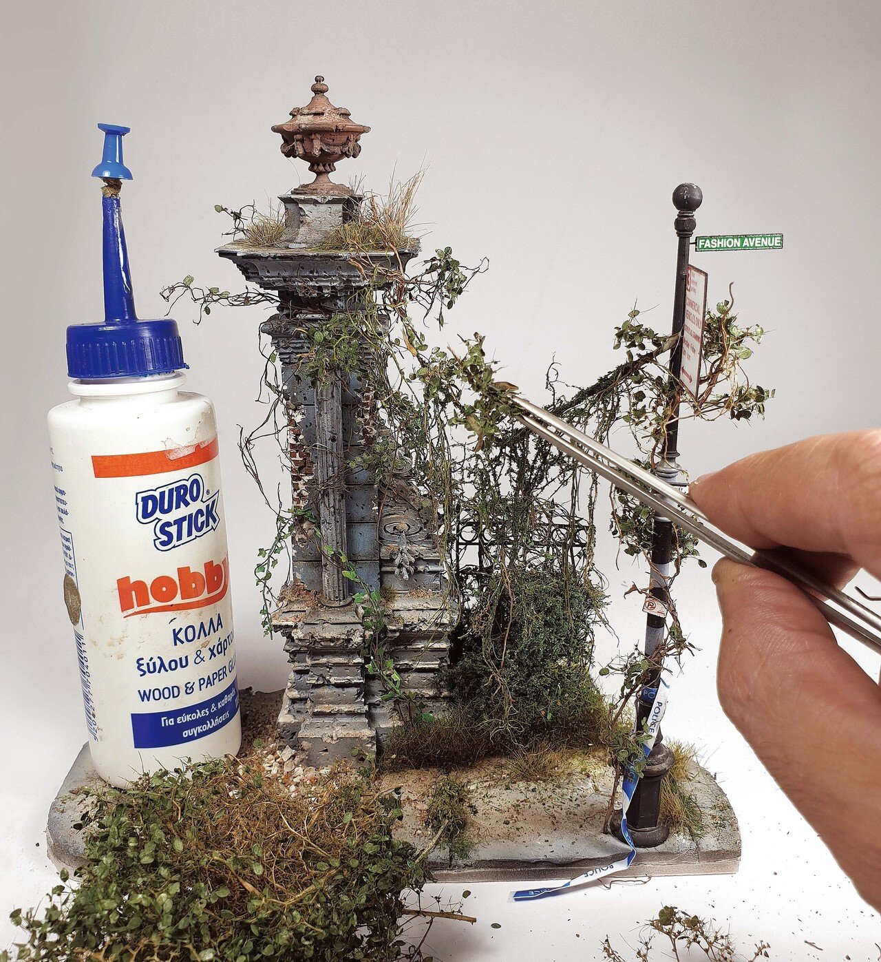 サンプル公開】ジオラマ模型 ベジテーション 草木製作の極意｜モデル