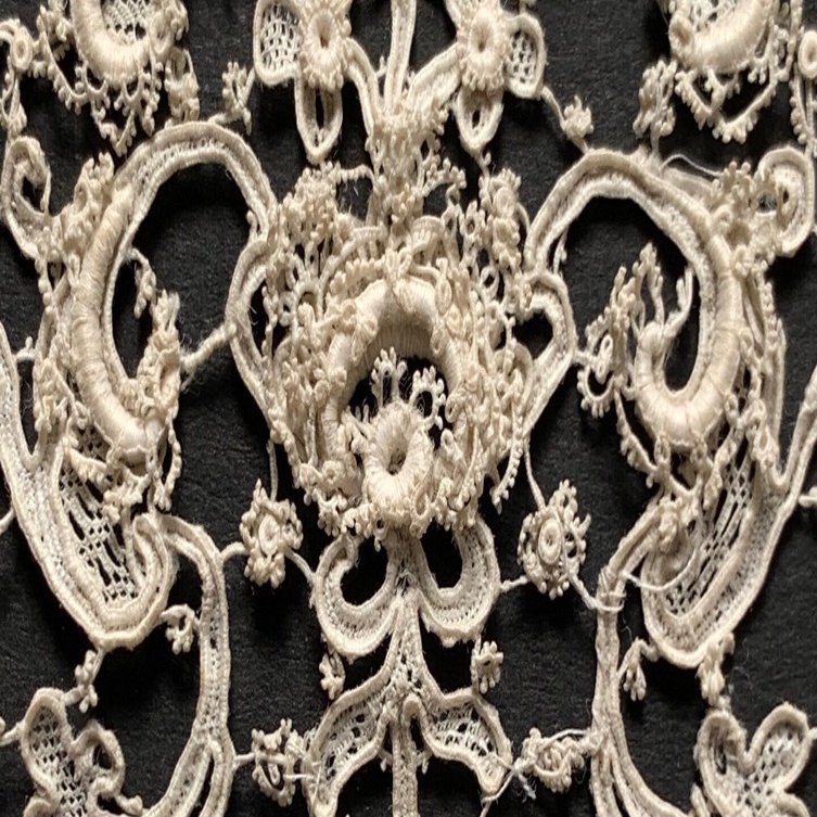 幻の 【 雪の結晶 】 のレースの話 その2｜lace_enchanted_stitches