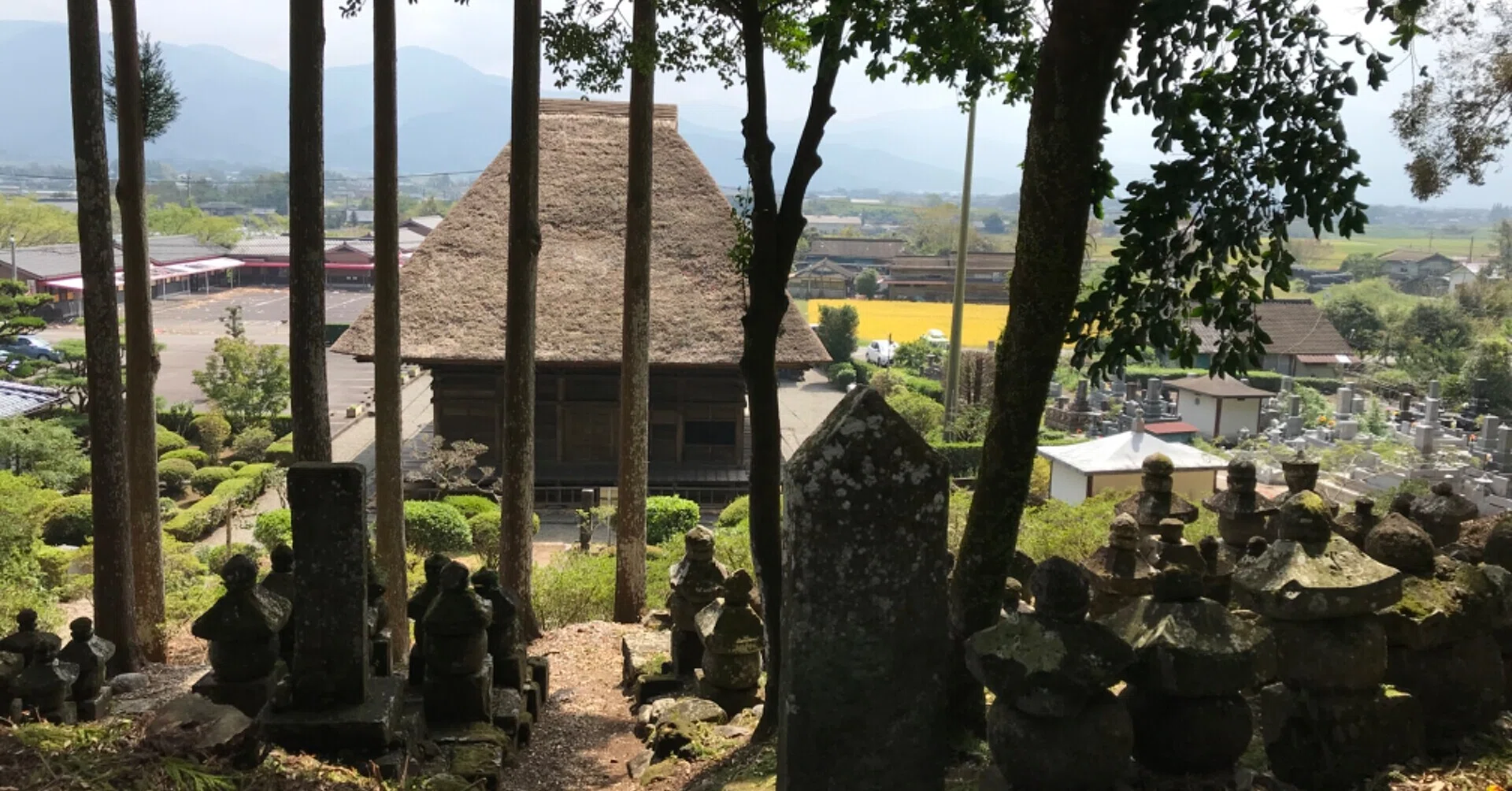 相良700年の隠れ里💛人吉球磨歴史さんぽ① 【青蓮寺阿弥陀堂】｜Desert