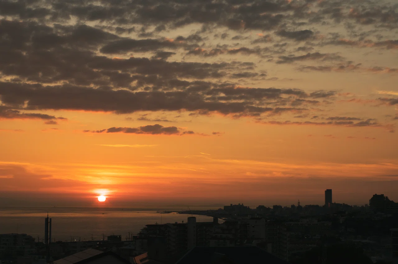 日曜の夕日 1.9/43｜sgk