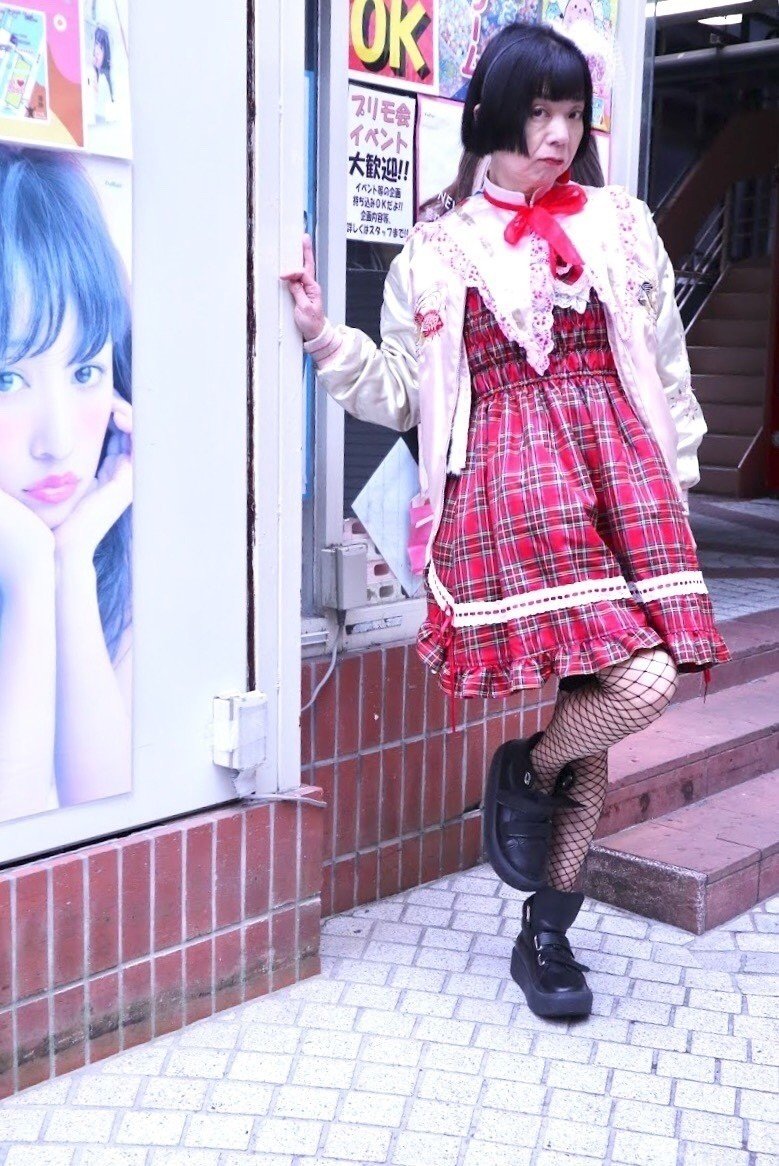 可愛い格好しておいしいものを食べる活動をしています ファッショニスタ Poppyインタビュー 前編 アリマカナコ Note 可愛い格好しておいしいものを食べる活動をしています ファッショニスタ Poppyインタビュー 前編 アリマカナコ Note