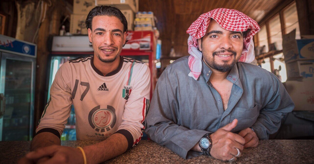 ヨルダン ペトラ遺跡 奥地山頂のお土産屋 写真50枚 100ヵ国旅日記 By Aki Furukawa Note ヨルダン ペトラ遺跡 奥地山頂のお土産屋 写真50枚 100ヵ国旅日記 By Aki Furukawa Note