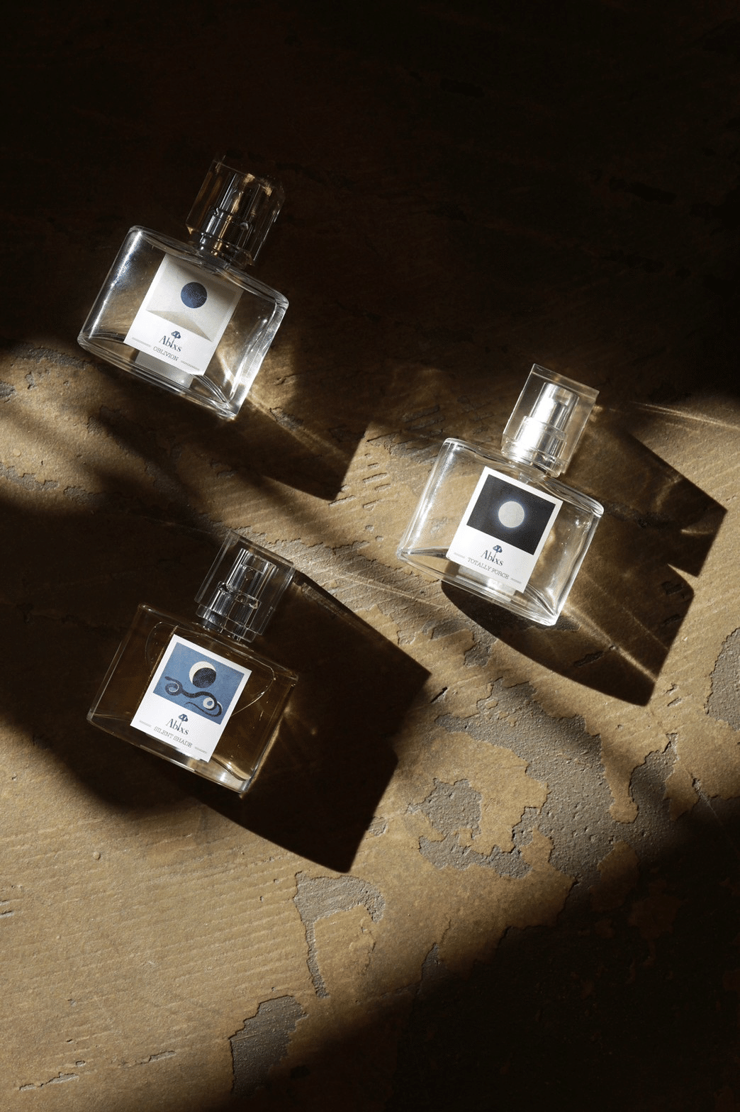 香水ブランド『Ablxs | アブラクサス』の物語がはじまります