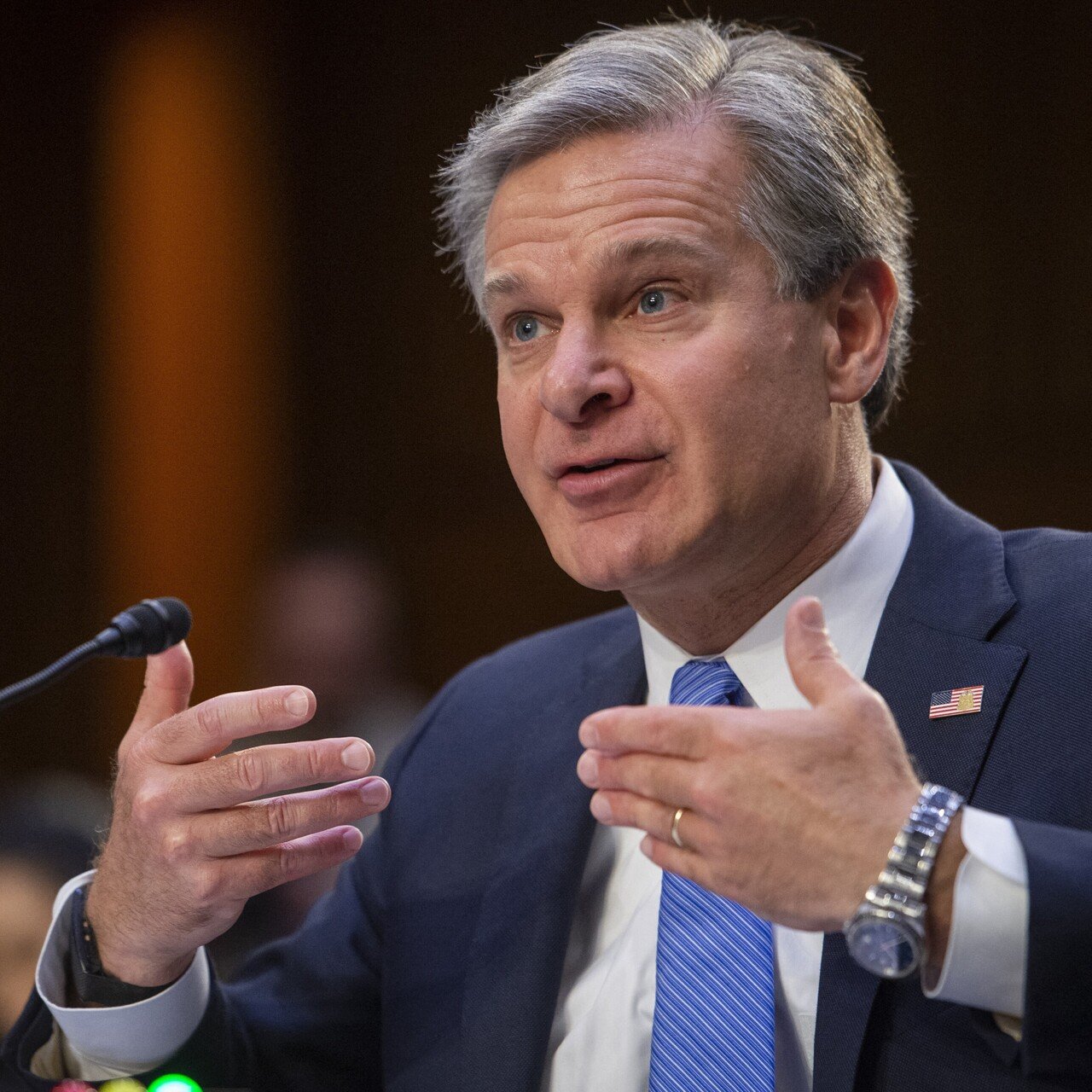 Fbi長官からの警告 クリストファー レイ あなたの企業にも中国のスパイがいるかもしれない 文藝春秋digital Fbi長官からの警告 クリストファー レイ あなたの企業にも中国のスパイがいるかもしれない 文藝春秋digital