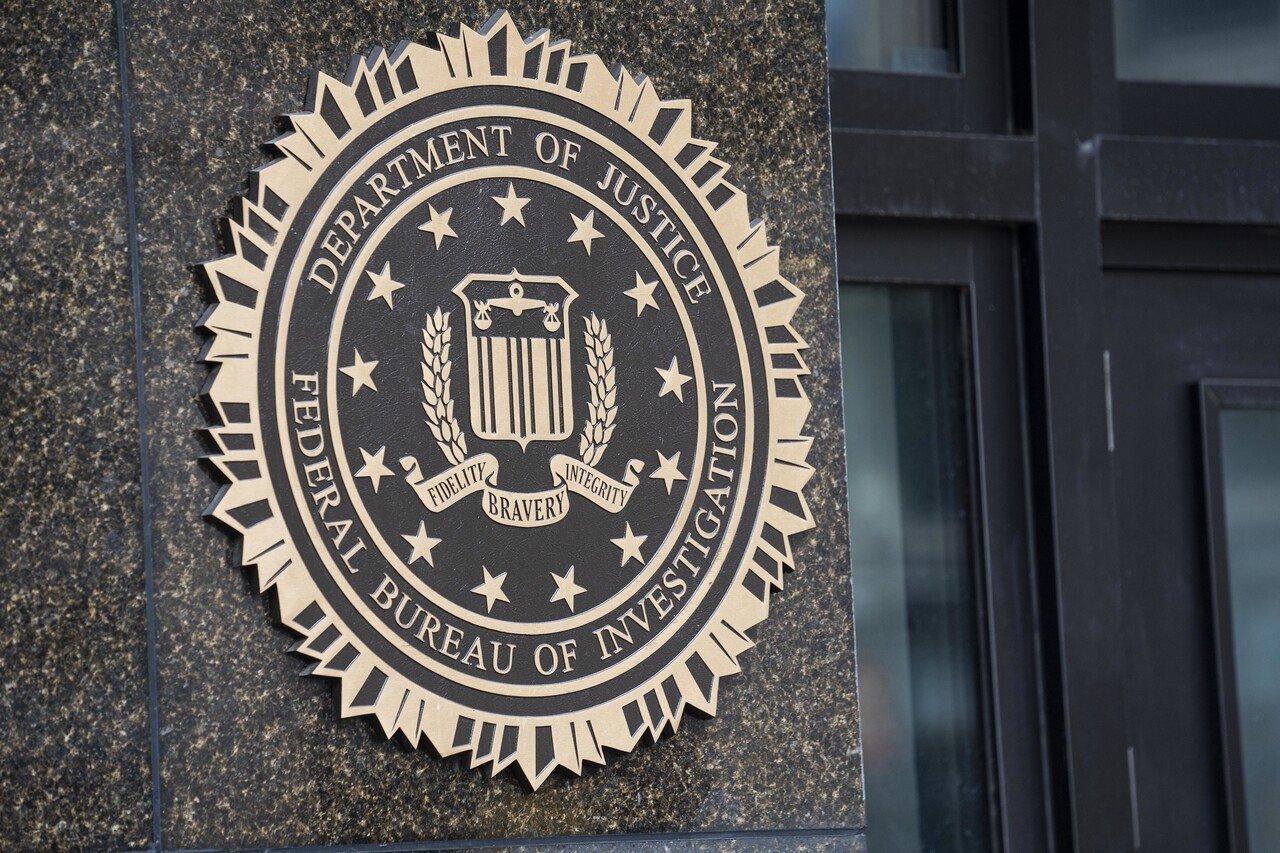 Fbi長官からの警告 クリストファー レイ あなたの企業にも中国のスパイがいるかもしれない 文藝春秋digital Fbi長官からの警告 クリストファー レイ あなたの企業にも中国のスパイがいるかもしれない 文藝春秋digital