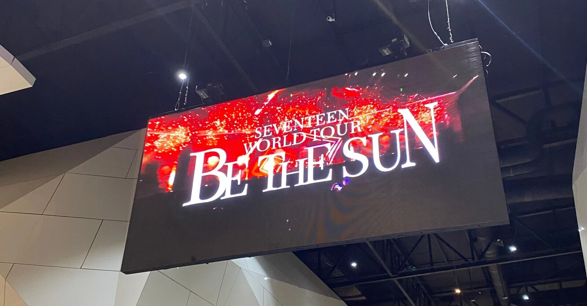 SEVENTEEN WORLD TOUR 「BE THE SUN」 IN BANGKOK 2022/10/02 レポート