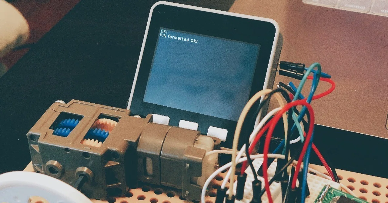 M5Stack + MicroPythonでDCモーターを動かす｜松崎啓治