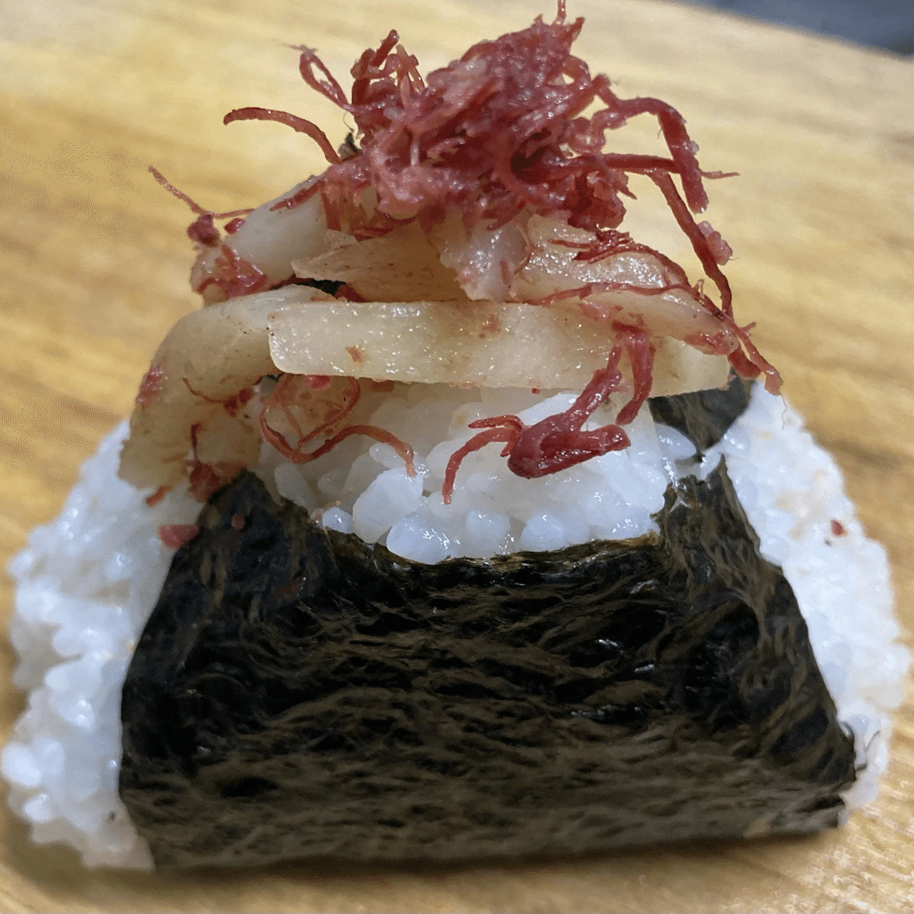 じゃがいもコンビーフおにぎり Onigiri 研究室 Note