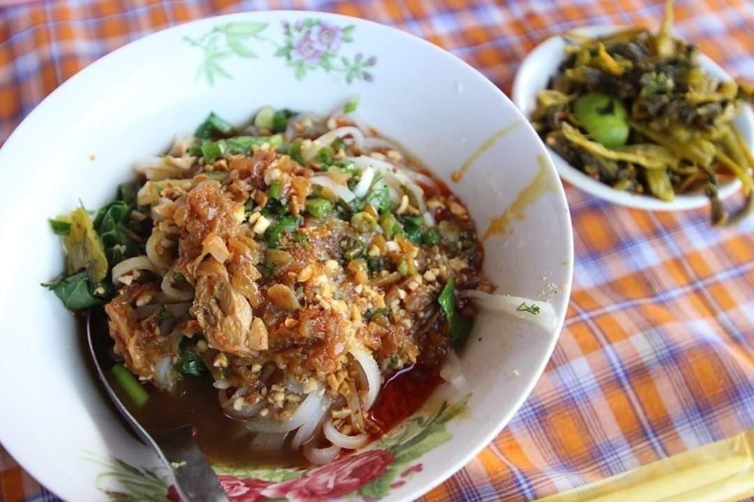 ミャンマー人が言った。「ジンセイハムズカシイ」｜世界のお菓子（食