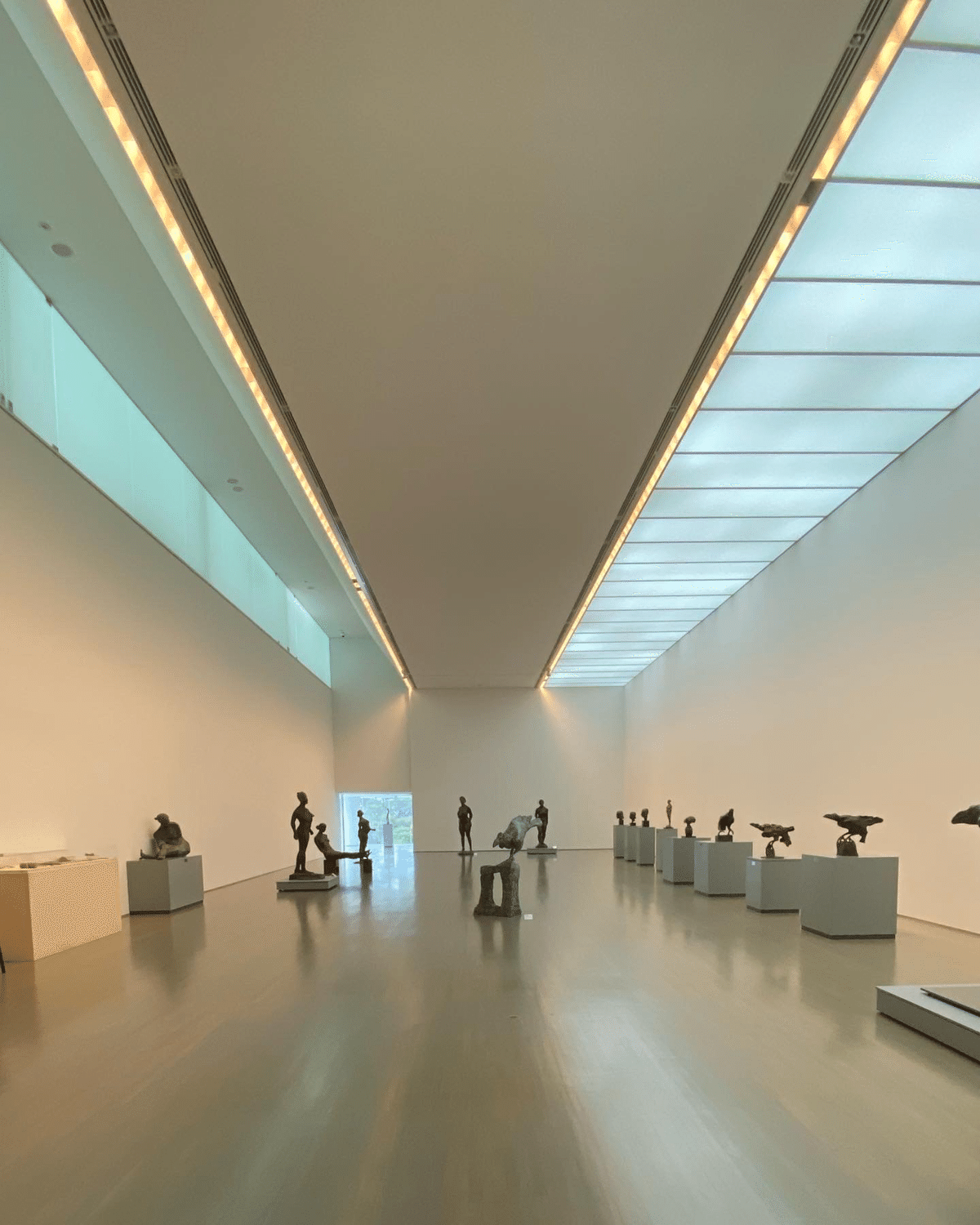 図録背負って鈴鹿グランプリ】三重県立美術館 別館 柳原義達記念館｜薪