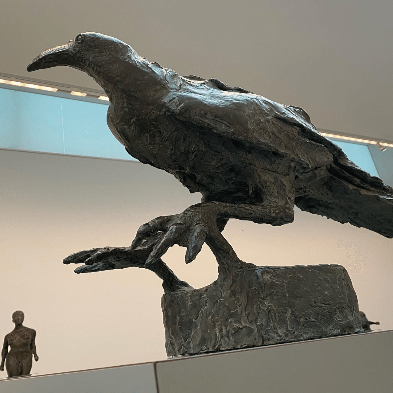 図録背負って鈴鹿グランプリ】三重県立美術館 別館 柳原義達記念館｜薪