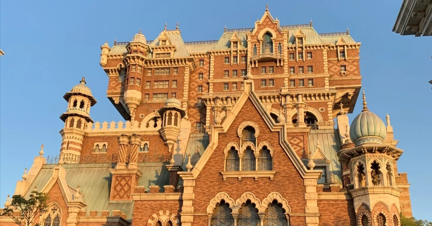 プロのシナリオライターの視点から見る東京ディズニーシーの凝った世界 