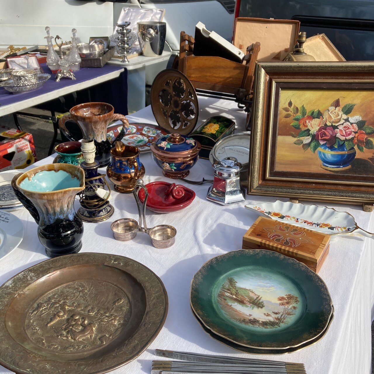 ヴァンヴの蚤の市（Les puces de Vanves）：アンティークなものが