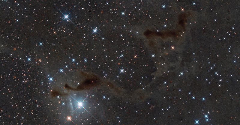 ハロウィーンなので、ちょっとホラーな暗黒星雲 Helping Hand Nebula
