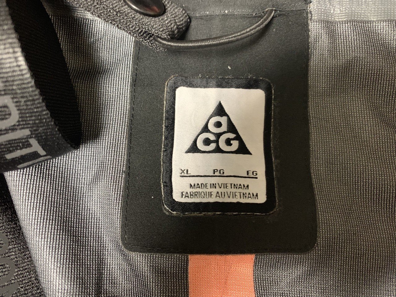 NIKE LAB ACG GORE-TEX Alpine Jacket 偽物 (Fake) 見分け方