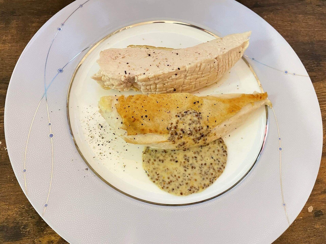 鶏胸肉は沸騰したお湯に入れて火を止め30分 皮目だけ焼く ちょいパサついたので27分くらいでいいかも ソースは良き マックのナゲットのソースみたい マスタードソース マスタード大さじ1 マヨ ゆきずくっきんぐ Note