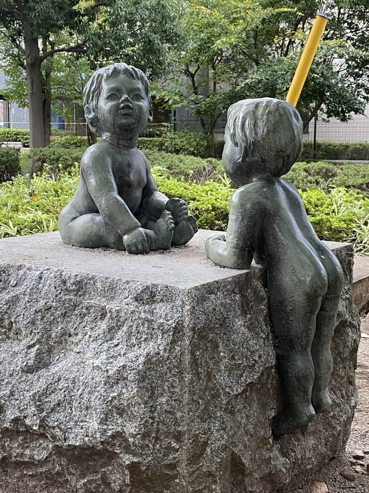 銅像 こども像 Children's monument