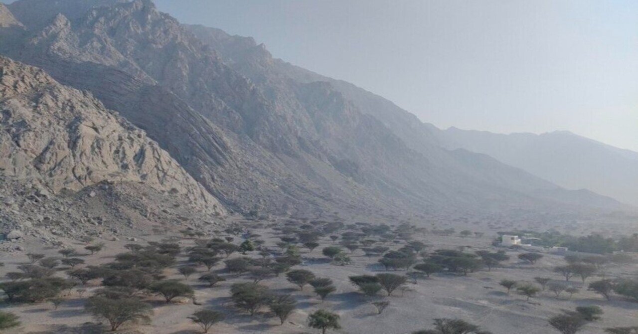 首長国めぐりラストは雄大なラスアルハイマ 思わぬ出会いが 10 29 まめまる Note 首長国めぐりラストは雄大なラスアルハイマ 思わぬ出会いが 10 29 まめまる Note