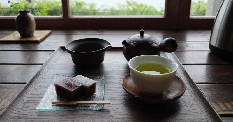 【今日はなんの日❓そして、こんな日❗️】１０月３１日（月）🌞予想最高気温１９℃・おはようございます。今日は「日本茶の日」です。