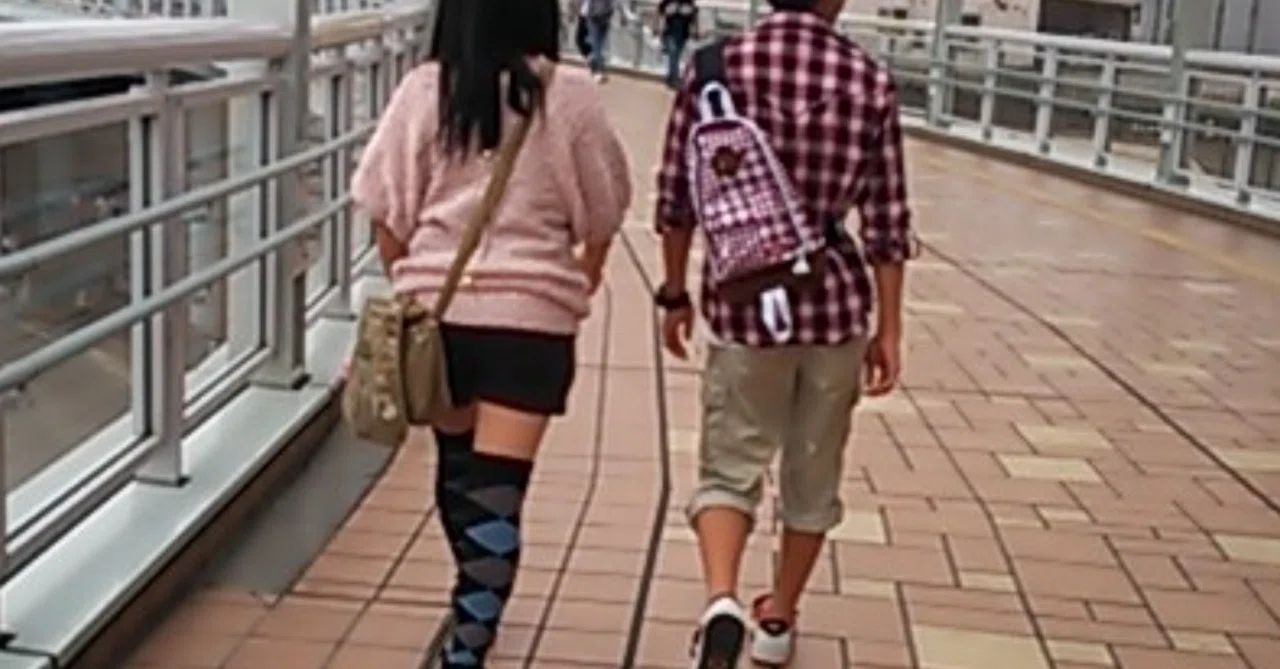 後ろ姿