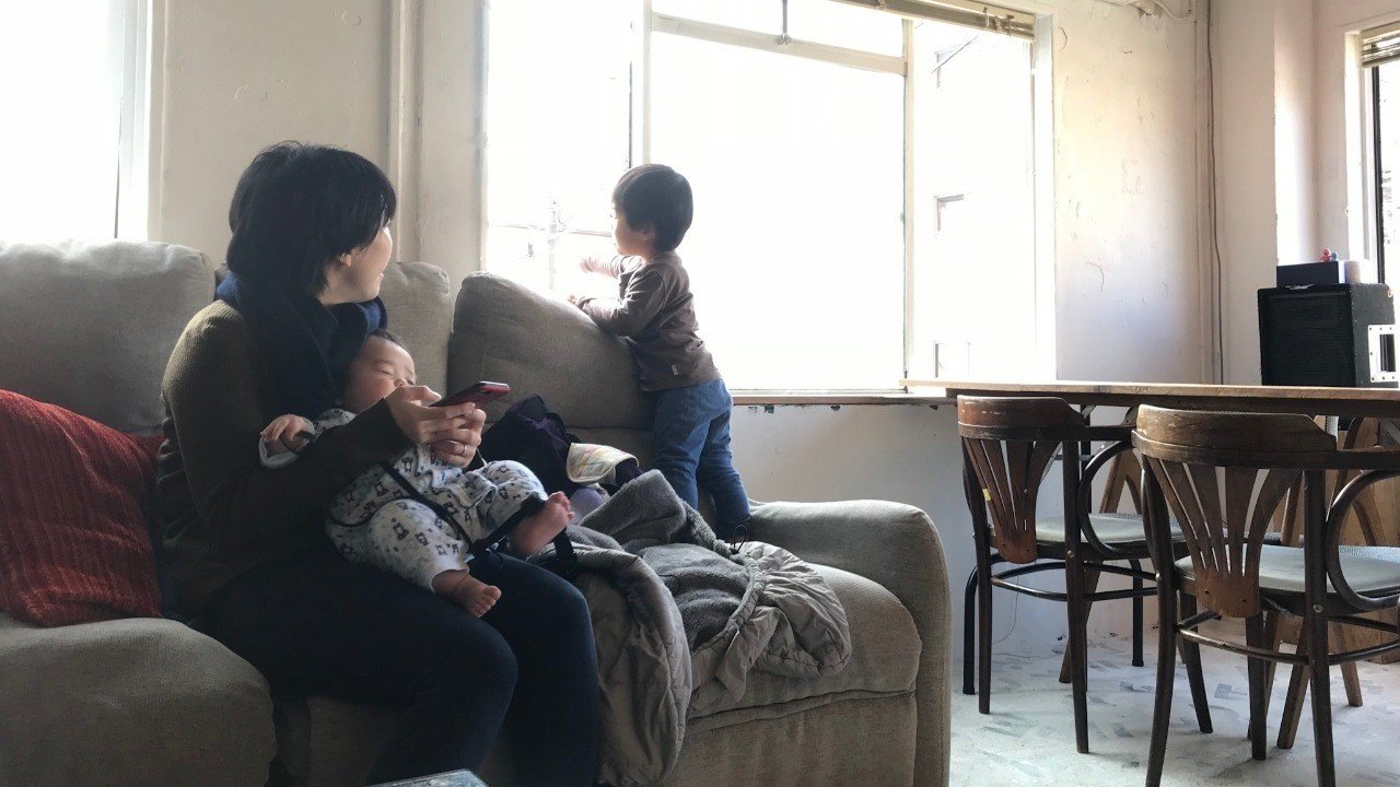 授乳しやすい椅子二選 3mc Note