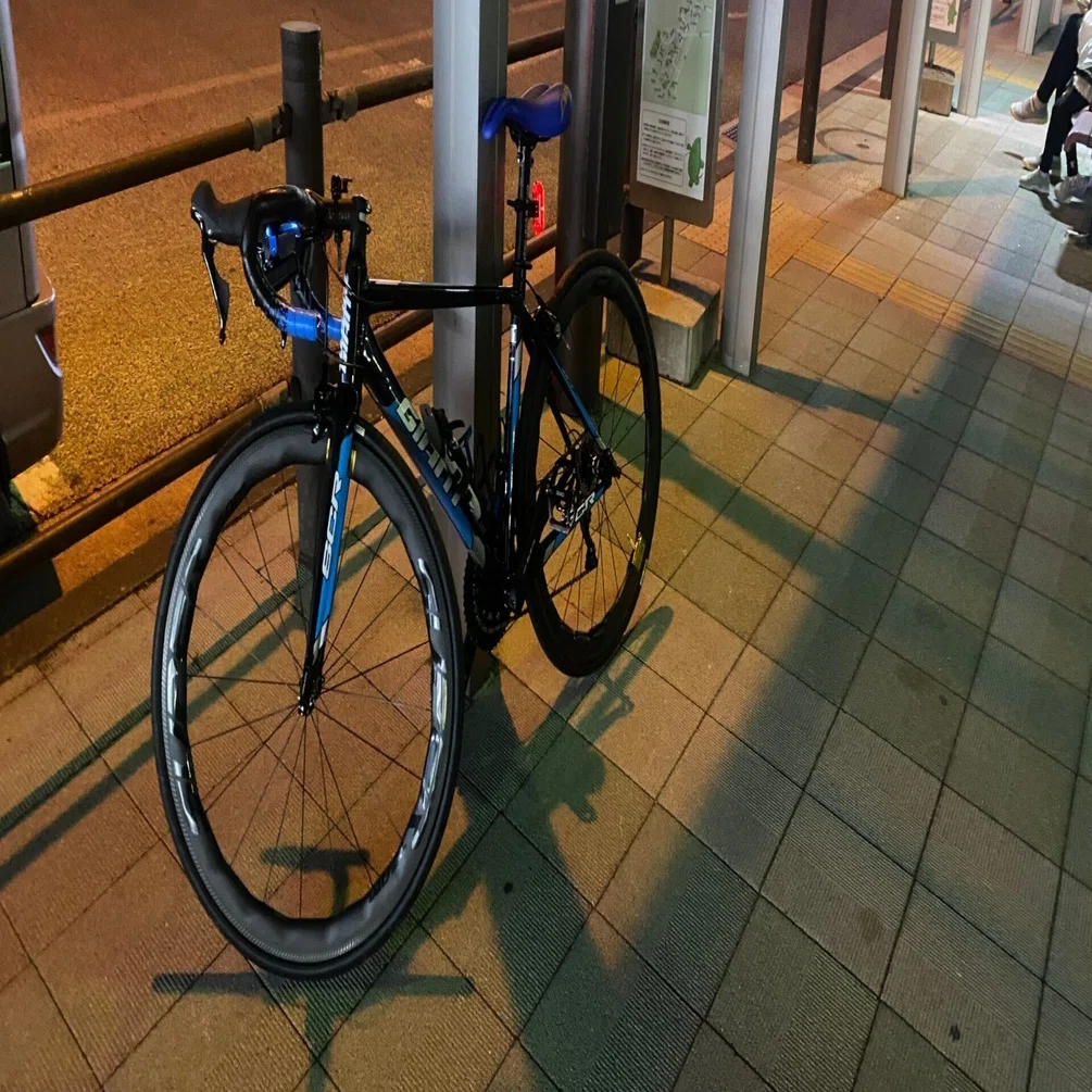 サブバイクのGIANT SCR1をカスタムしている｜泰ニキ