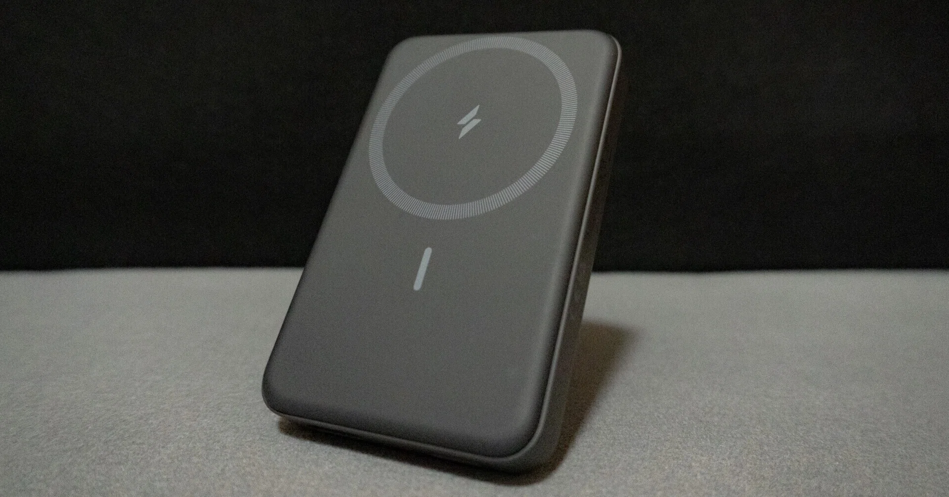 半年使ってみた】Anker 633 Magnetic Batteryは最強のモバイル