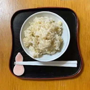 品乃