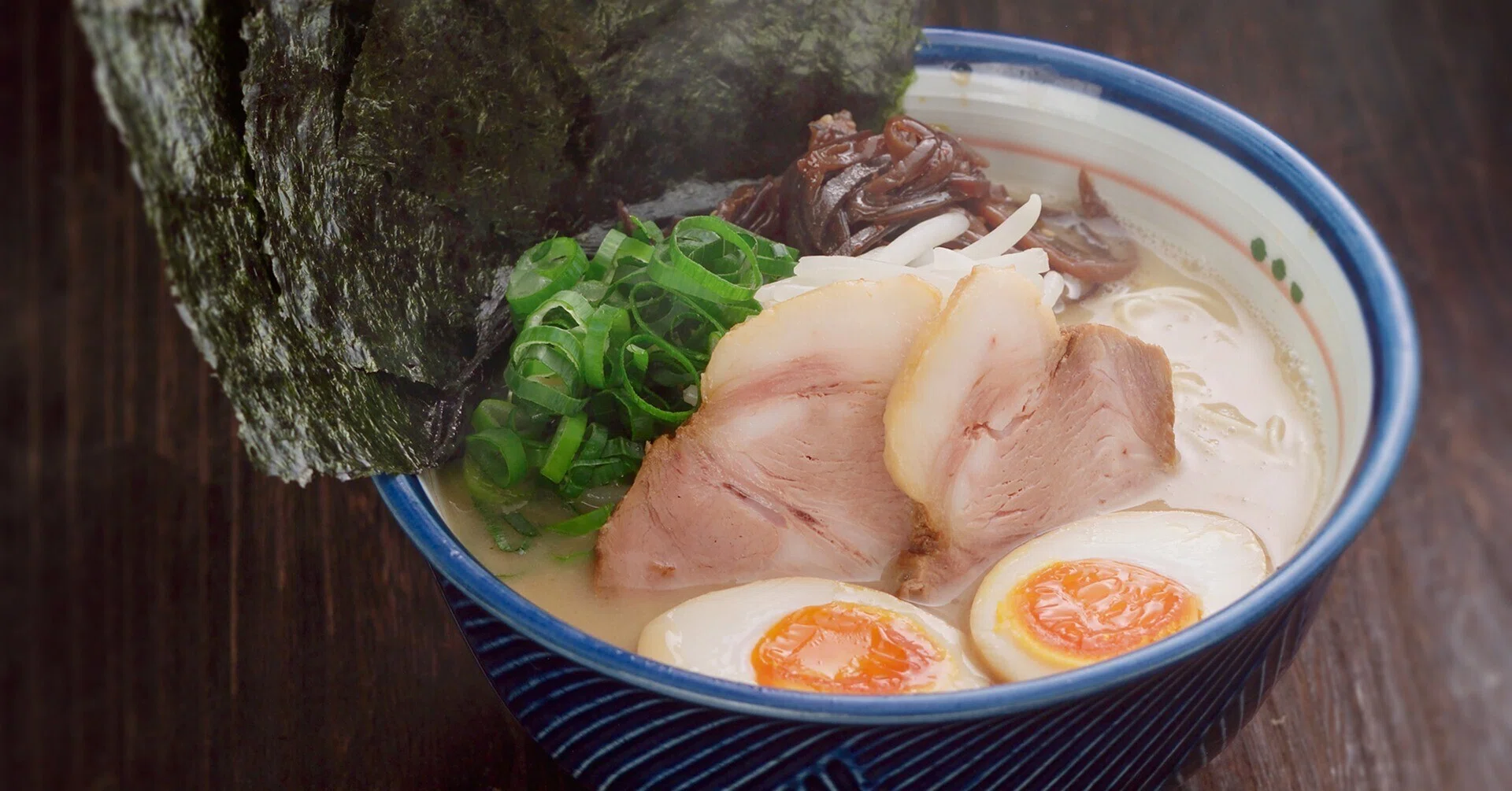 麺 の 坊 砦