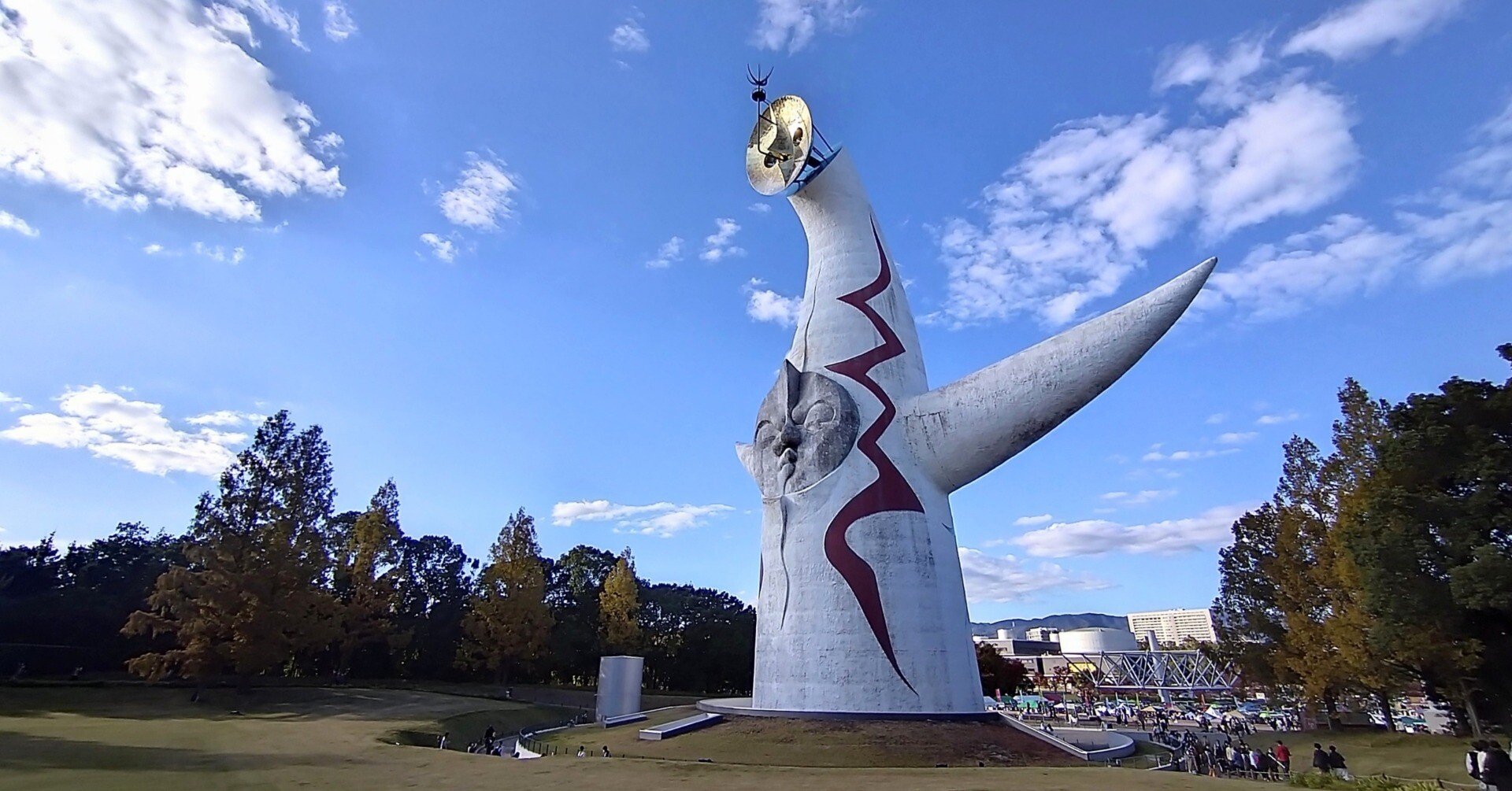 1970年万国博覧会 太陽の塔 岡本太郎 🌞太陽の塔】〜「1970年 日本万国博覧会」のシンボルとして芸術家 岡本