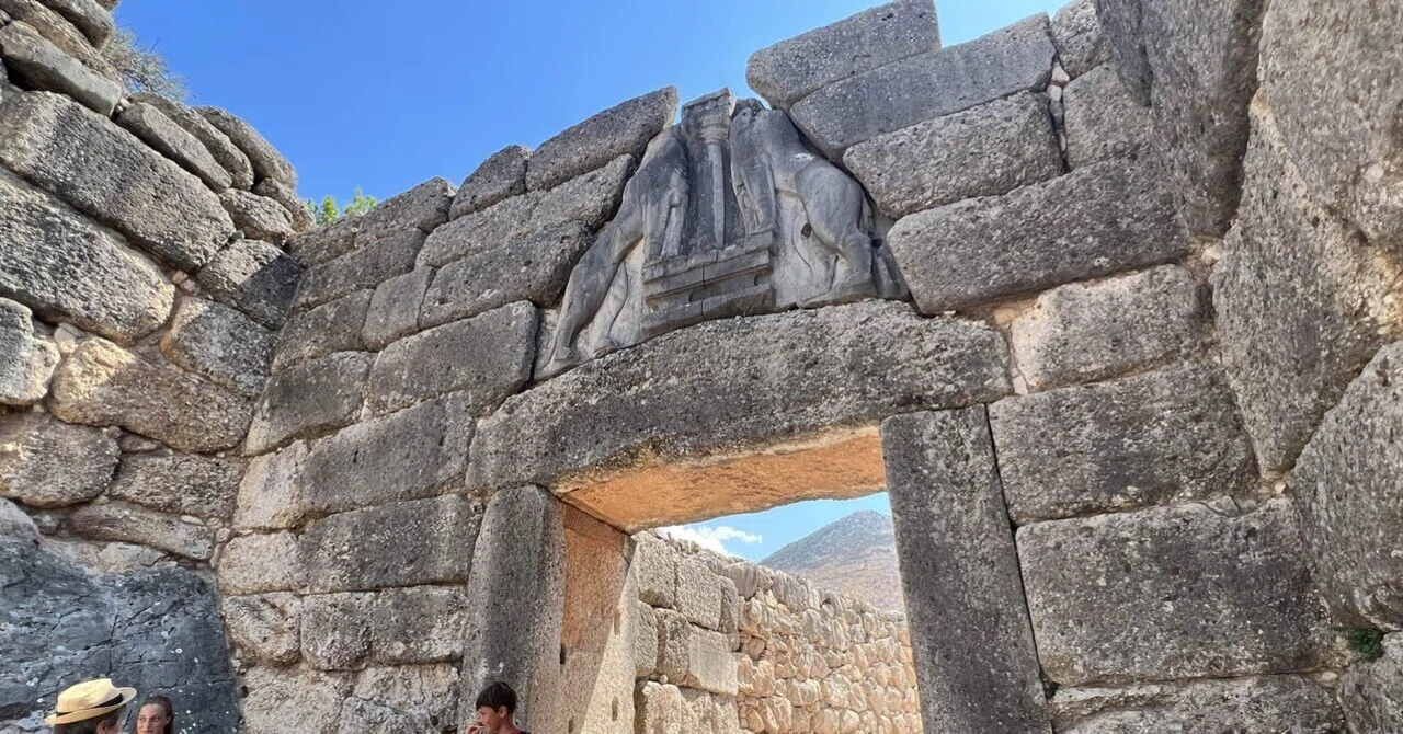 古玩・ギリシャ「アルカディア地方発掘・女神頭部」ペロポネソス半島・発掘出土・残欠 Post by 17 on X: Ver.2