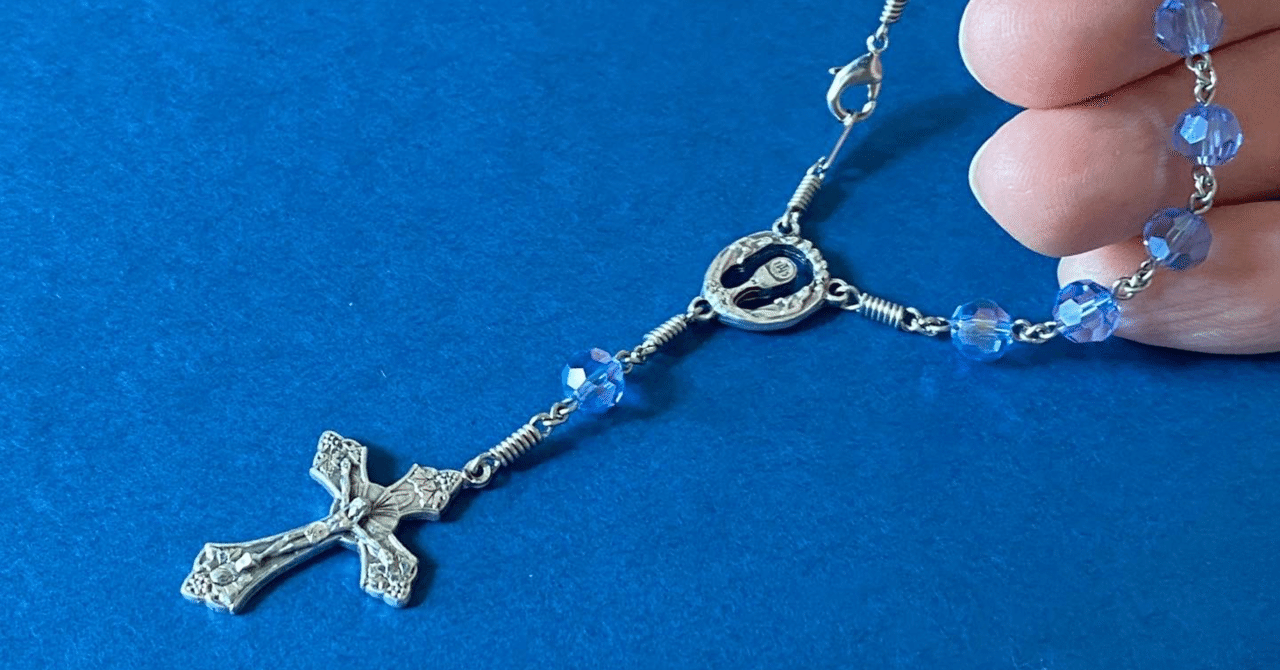 平和と祈りをつなぐ＊長崎編みのミニロザリオ｜長崎編みロザリオ HANA