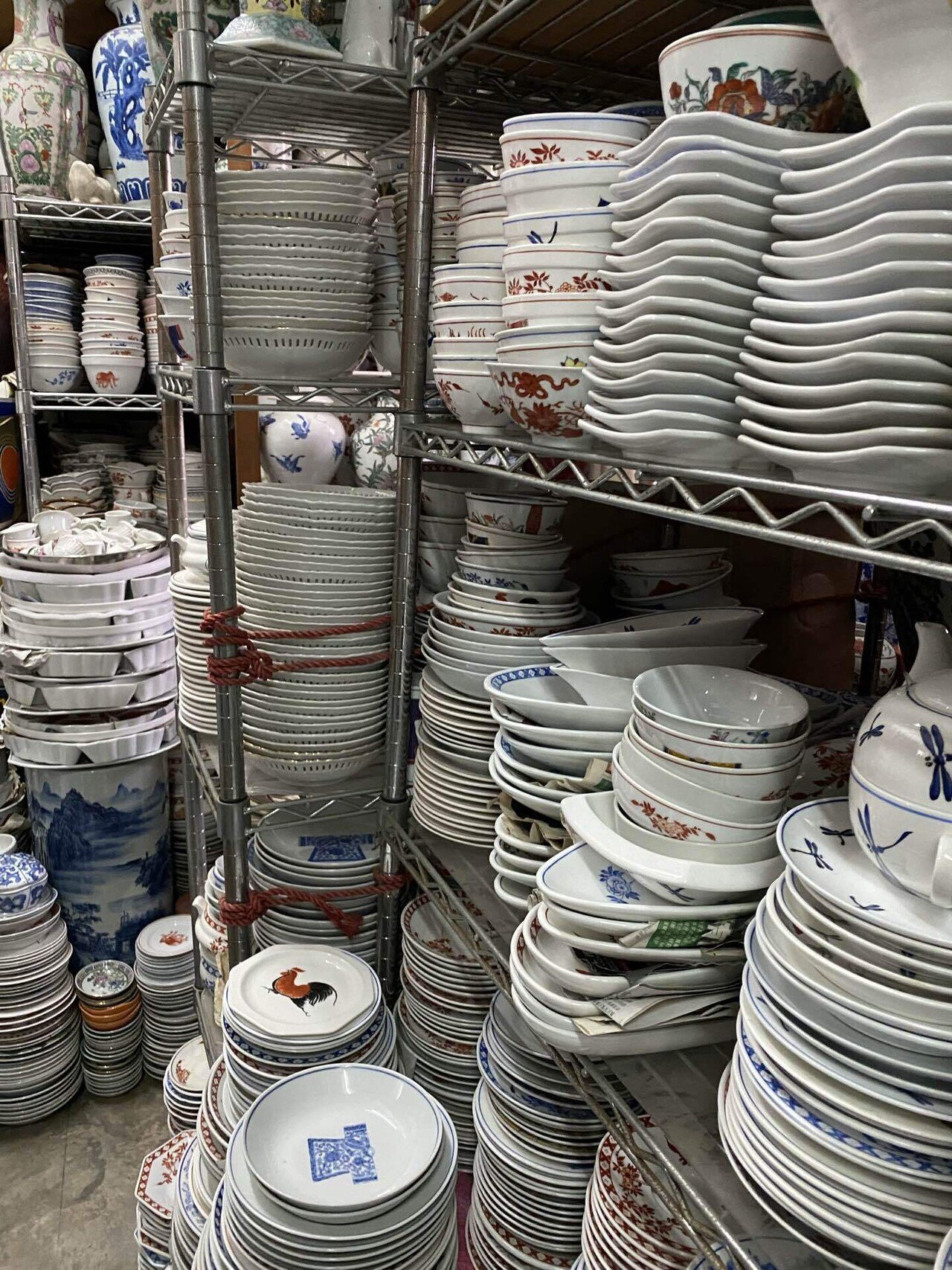 陶磁器 香港　アンティーク皿 粵東磁廠と手持ちの食器のご縁 | 香港ときどきマカオ