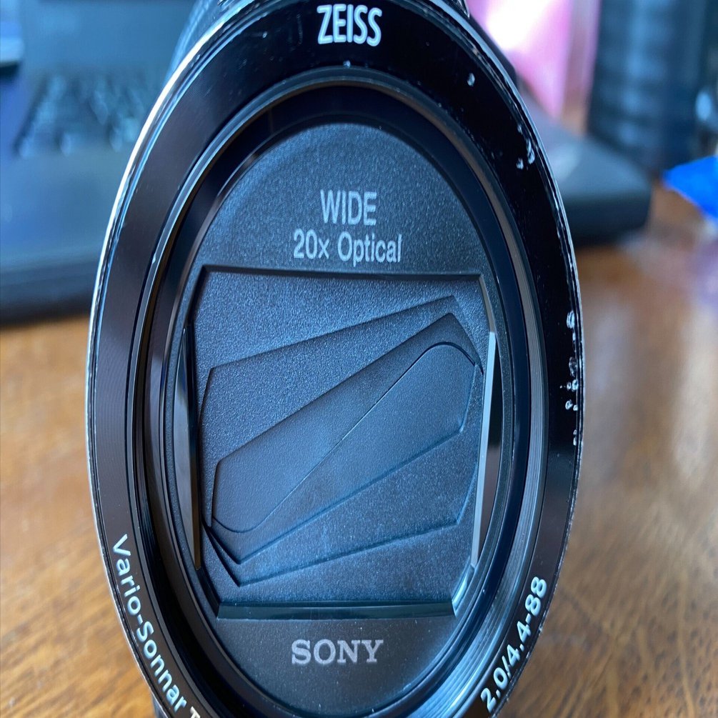 壊れたビデオカメラの修理がめっちゃ安く済んでラッキーだった件