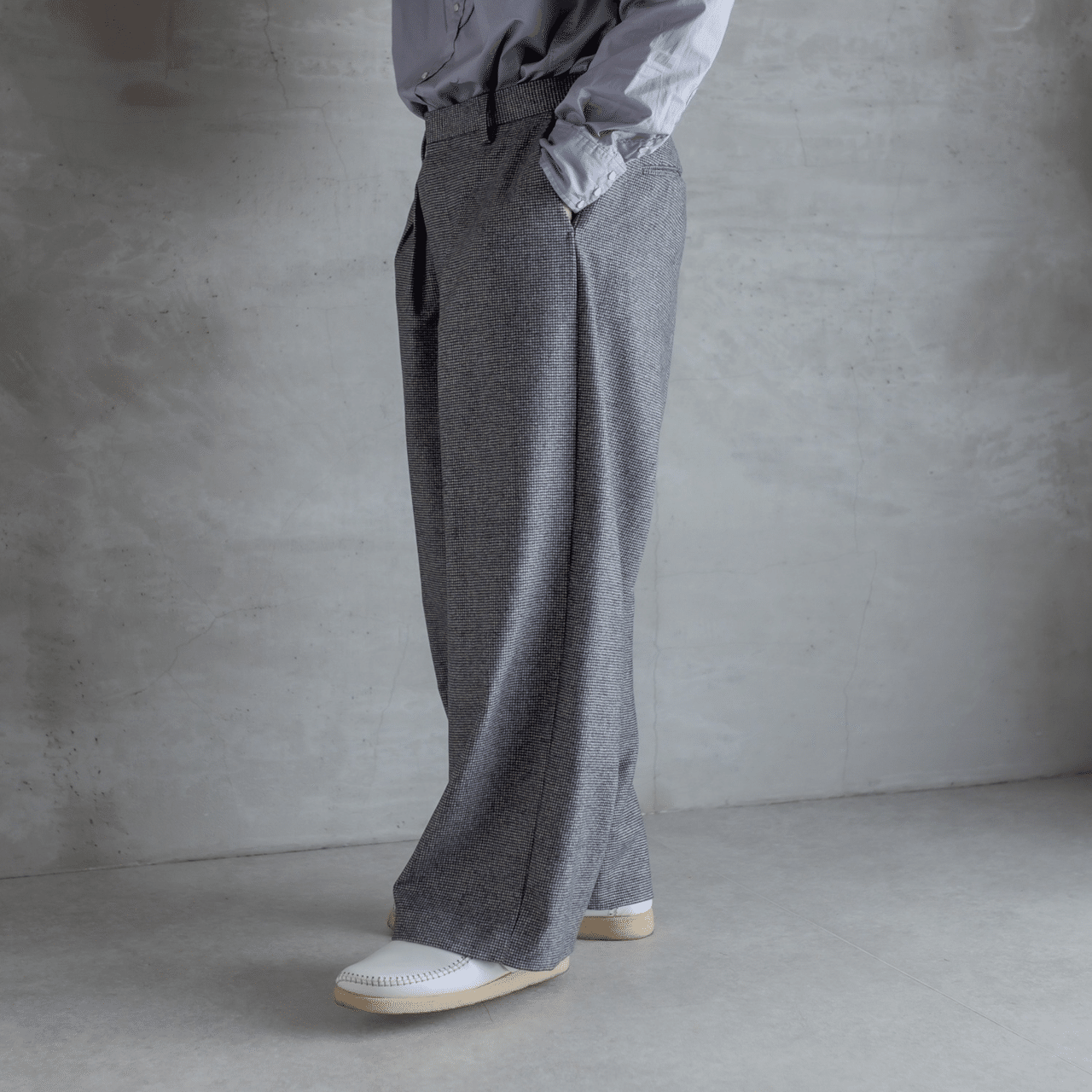 PHLANNÈL Wool Cashmere Buggy Trousers 2 phのバギートラウザー｜YO