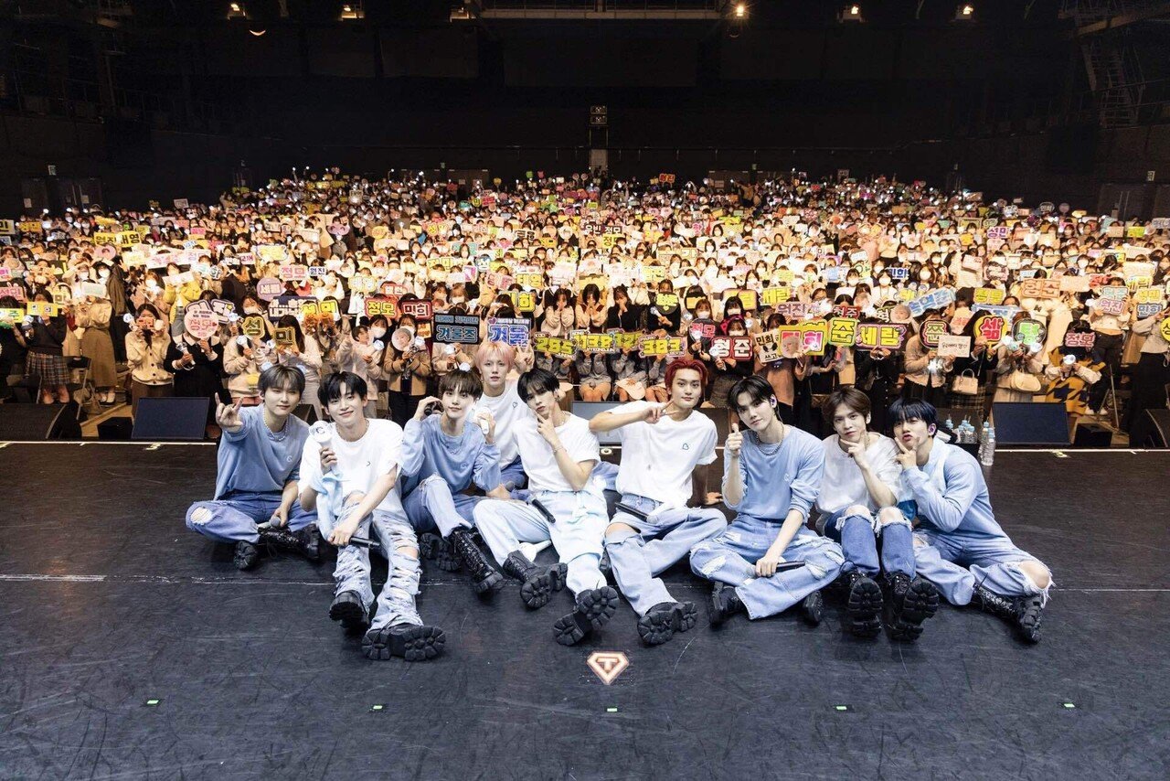 221019 - CRAVITY THE 1ST FAN-CON 'CENTER OF GRAVITY' IN