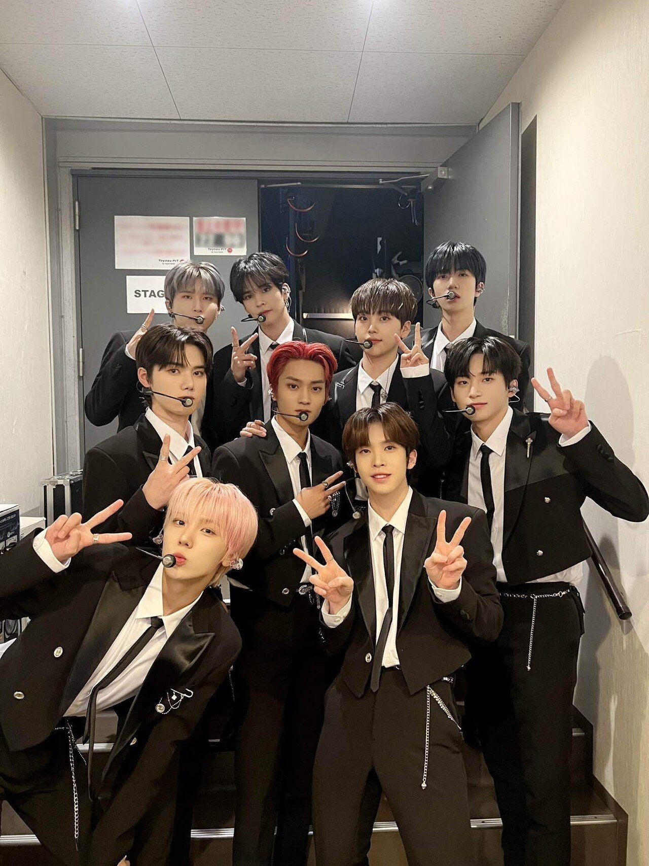 221019 - CRAVITY THE 1ST FAN-CON 'CENTER OF GRAVITY' IN