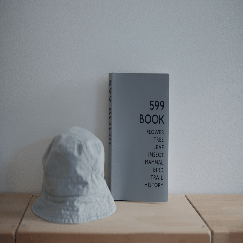 はじめての図鑑。高尾山のネイチャーブック。 #生後177日目｜yuruiseikatsu