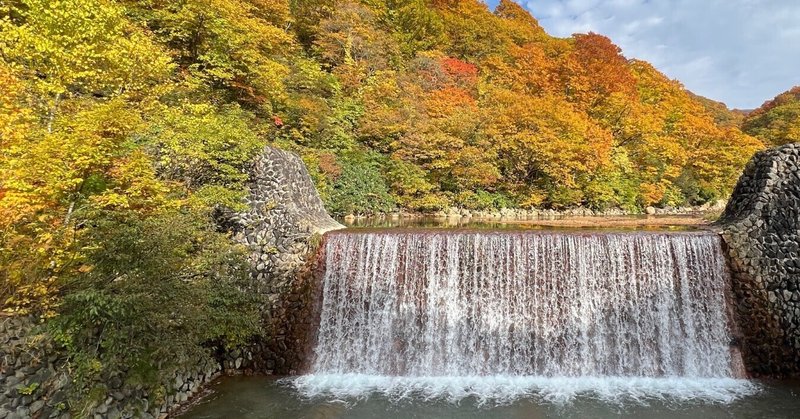 秋田駒ヶ岳八合目から乳頭山へ縦走して、乳頭温泉郷の紅葉を満喫してきた。