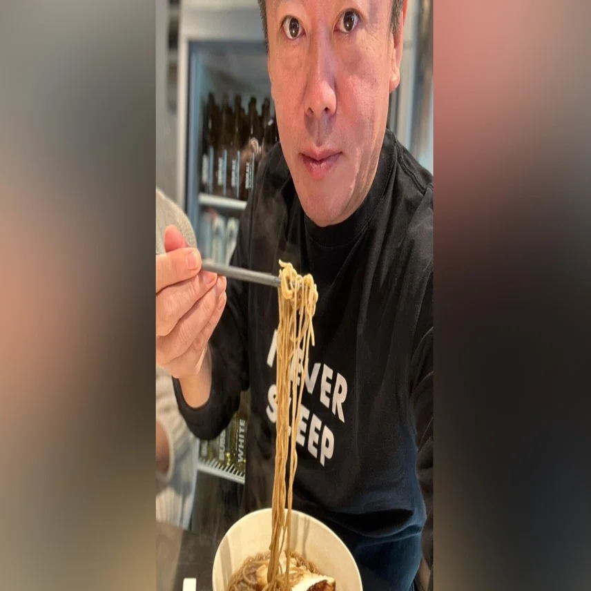 蕎麦とコーヒーとサイン会｜堀江貴文(ホリエモン)