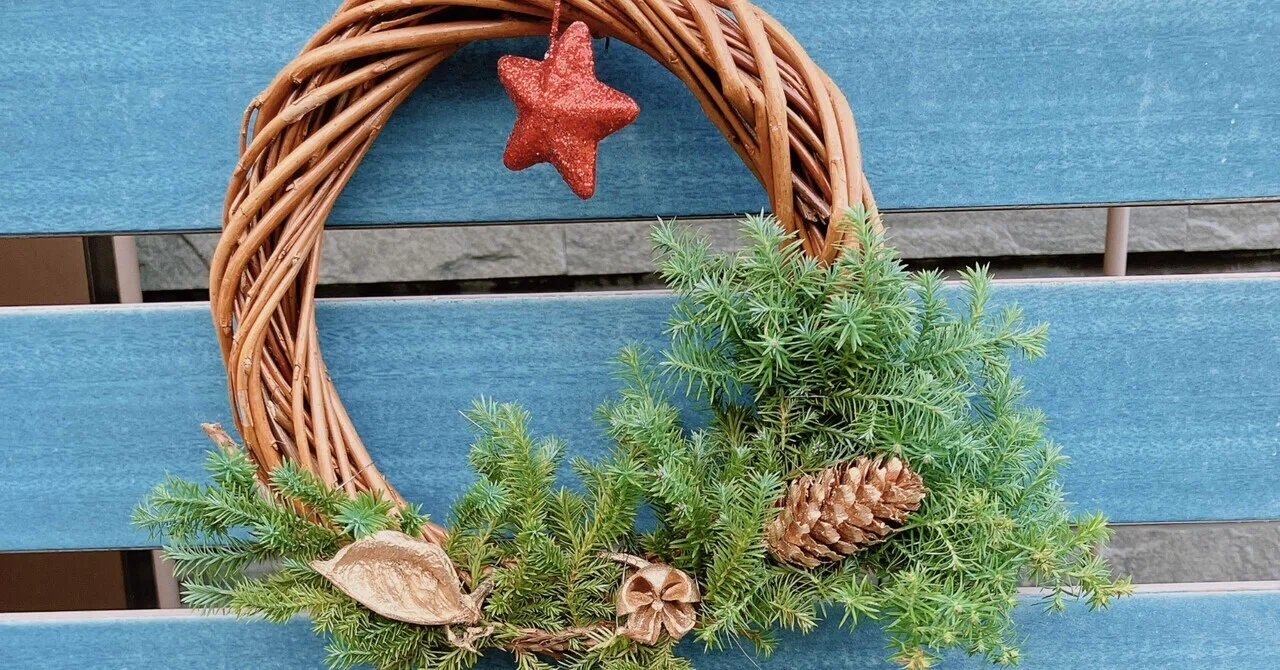 生の杉でクリスマスリースとスワッグ作り｜麻乃