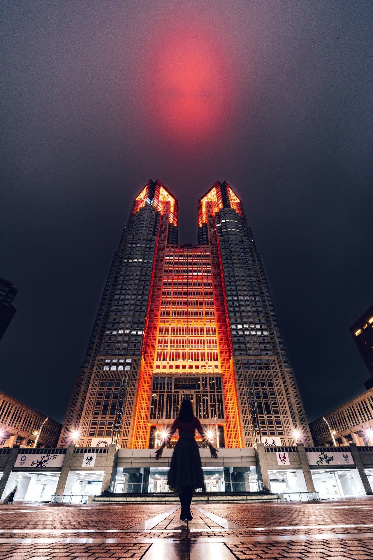 圧倒的ラスボス感 東京都庁ライトアップで撮られた1枚の写真がすごすぎる 横田裕市 写真家 圧倒的ラスボス感 東京都庁ライトアップで撮られた1枚の写真がすごすぎる 横田裕市 写真家
